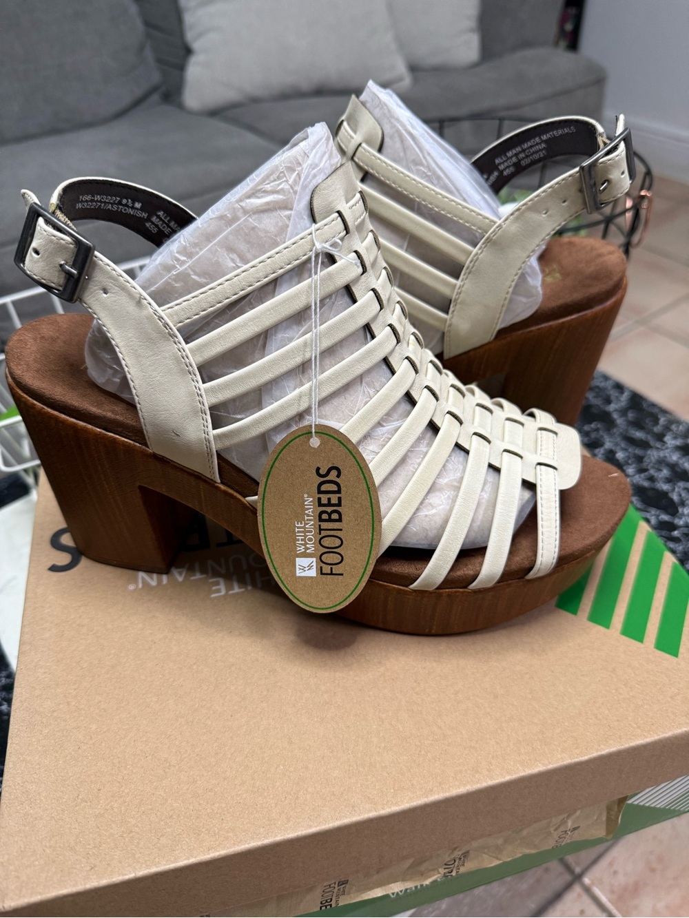 Footbeds Women's white  Wedge Sandal - Size 9.5